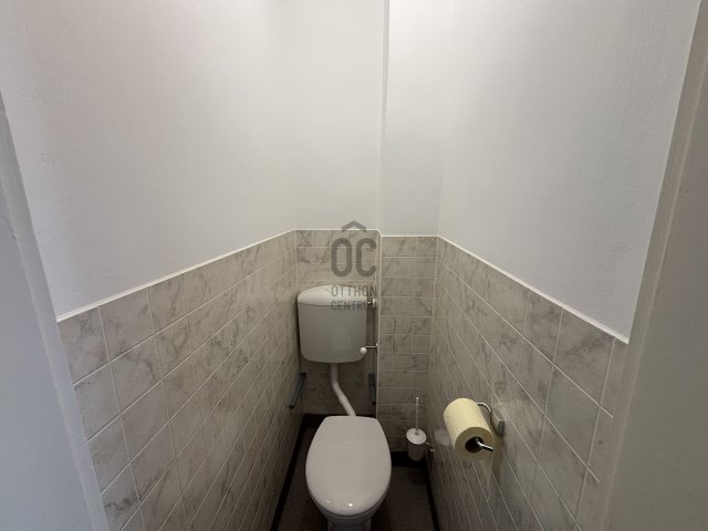 Eladó családi ház, Nyárlőrincen 45.5 M Ft, 3 szobás