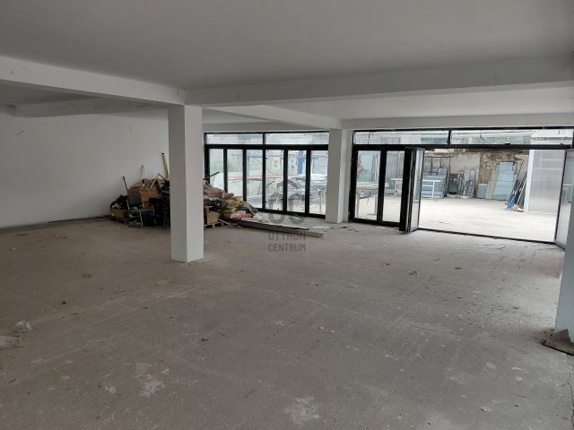 Eladó ipari ingatlan, Budapesten, XX. kerületben 350 M Ft