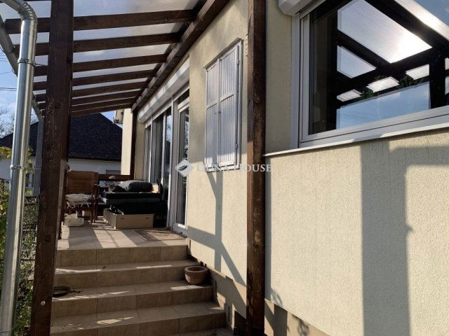 Eladó családi ház, Dabason 115.734 M Ft, 4 szobás