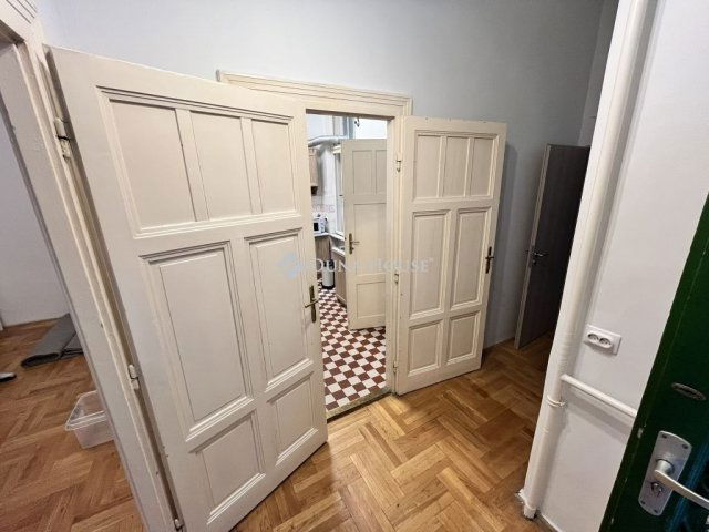 Eladó téglalakás, Budapesten, VIII. kerületben 79.9 M Ft