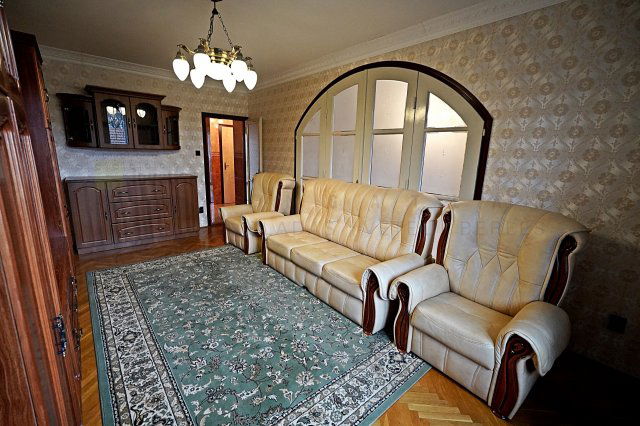 Eladó téglalakás, Szegeden, Zoltán utcában 120 M Ft, 4 szobás