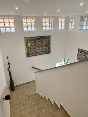 Eladó családi ház, Sümegen 290 M Ft, 20 szobás