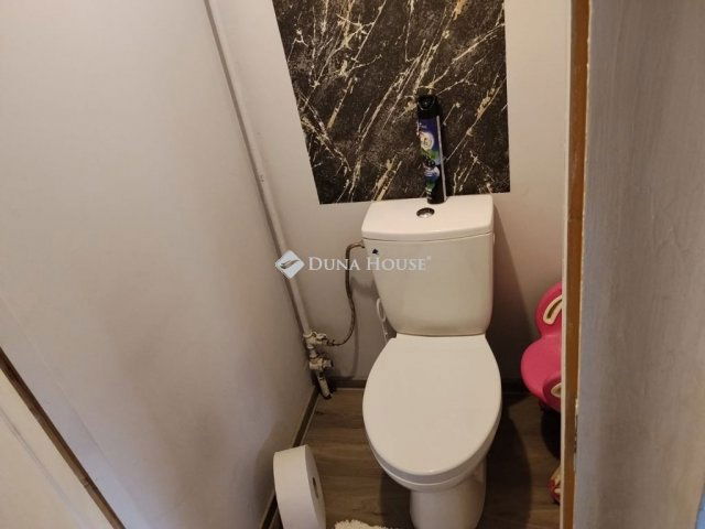 Eladó családi ház, Tótkomlóson 17.5 M Ft, 2 szobás