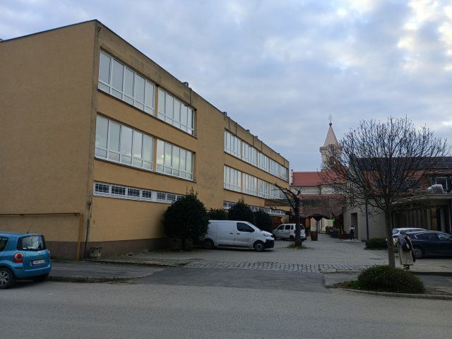 Eladó ipari ingatlan, Zalaszentgróton 650 M Ft