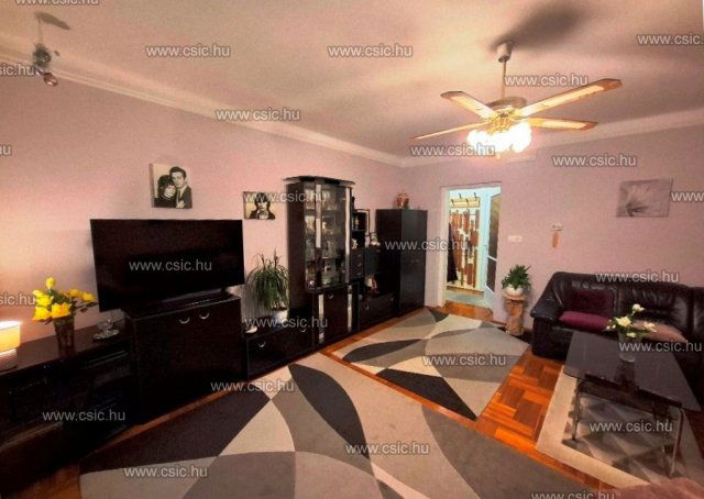 Eladó téglalakás, Pomázon 82 M Ft, 3 szobás