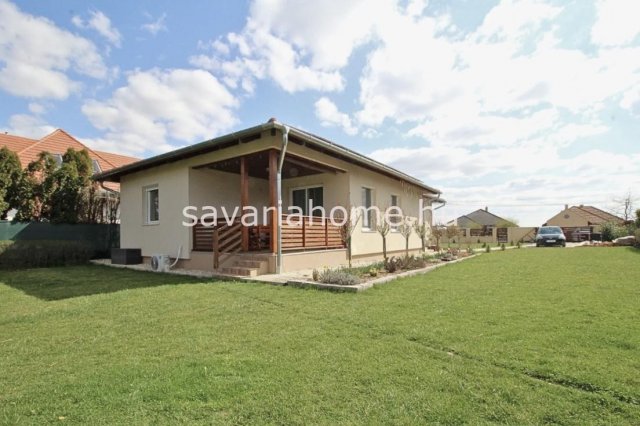 Eladó családi ház, Szombathelyen 124.9 M Ft, 3 szobás