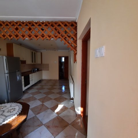 Eladó családi ház, Besenyőtelken 27.5 M Ft, 3 szobás