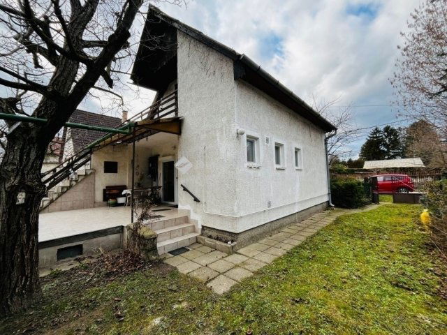 Eladó családi ház, Kiskunlacházán 39.9 M Ft, 5 szobás