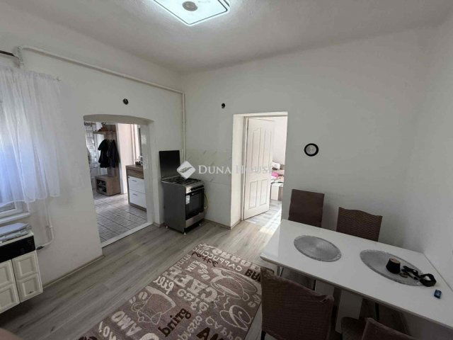 Eladó családi ház, Várbalogon 47.98 M Ft, 3 szobás