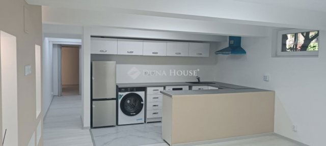 Eladó téglalakás, Budapesten, XIII. kerületben 42.9 M Ft