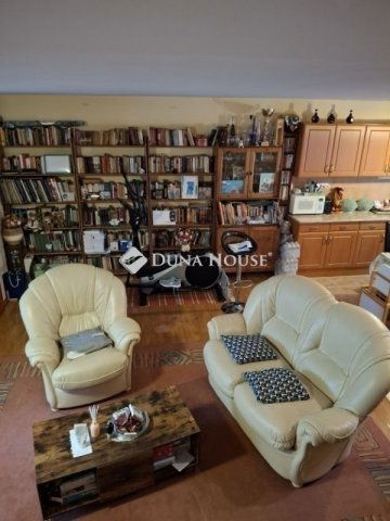 Eladó téglalakás, Budapesten, XX. kerületben 120 M Ft