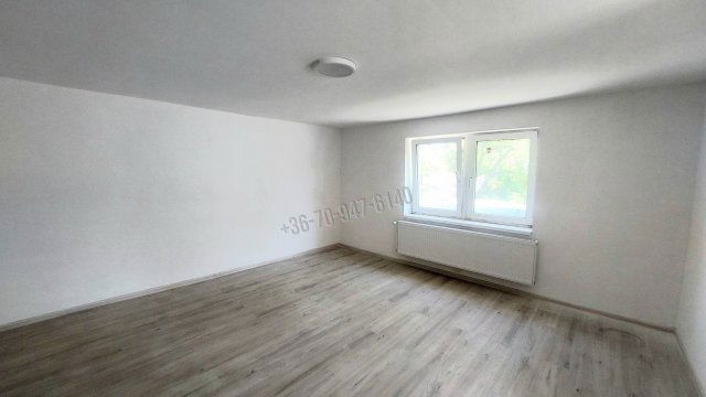 Eladó családi ház, Sarkadon 17 M Ft, 2 szobás