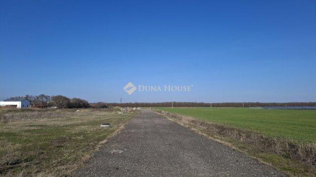 Eladó telek, Szolnokon, Thököly úton 51 M Ft