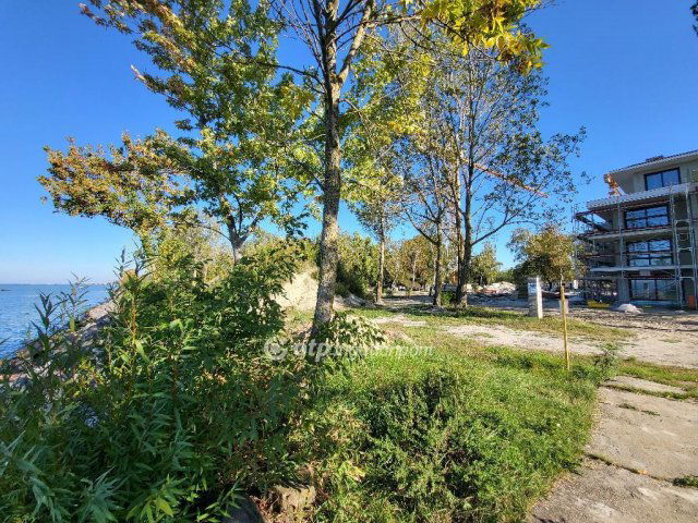 Eladó téglalakás, Balatonszemesen 202.641 M Ft, 3 szobás