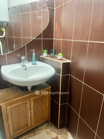 Eladó téglalakás, Budapesten, XII. kerületben 96 M Ft, 3 szobás