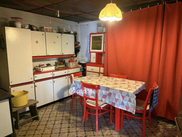 Eladó családi ház, Nagyalásonyon 19.5 M Ft, 3 szobás