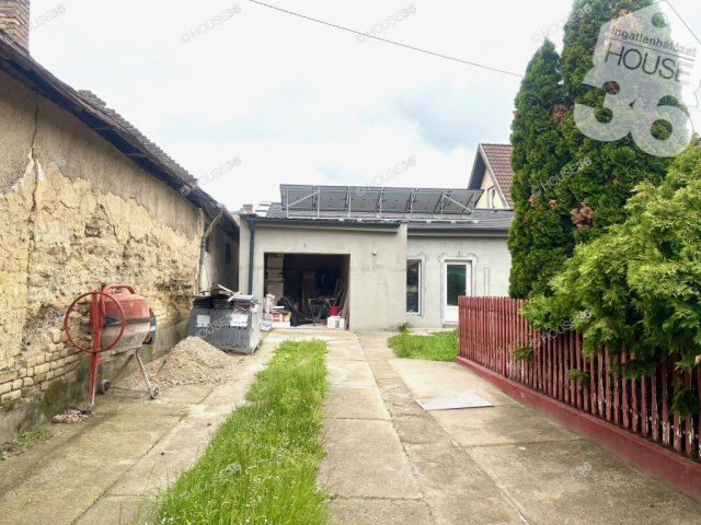 Eladó családi ház, Kecskeméten 89 M Ft, 6 szobás