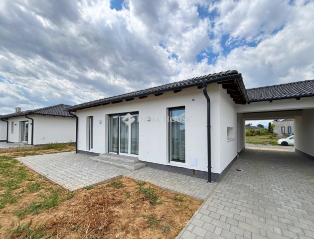 Kiadó ikerház, albérlet, Szombathelyen 300 E Ft / hó, 3 szobás