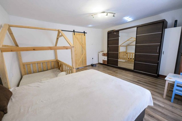 Eladó családi ház, Pásztorin 32.5 M Ft, 1 szobás
