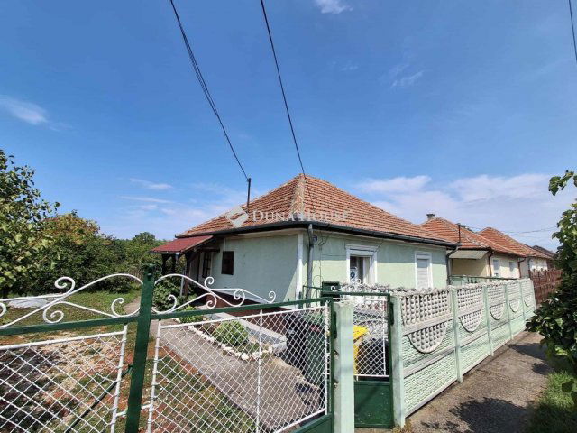 Eladó családi ház, Sajóládon 30 M Ft, 2 szobás