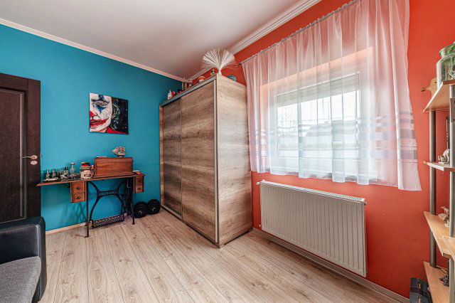 Eladó családi ház, Szigetszentmiklóson 83.9 M Ft, 3 szobás