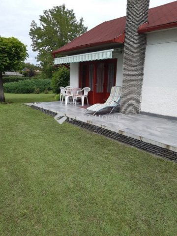 Eladó nyaraló, Balatonfenyvesen 42 M Ft, 2 szobás