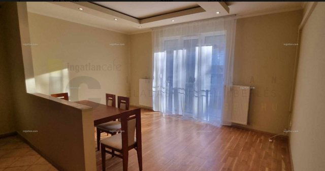 Kiadó téglalakás, albérlet, Szegeden 180 E Ft / hó, 1+1 szobás