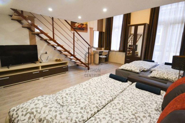 Eladó téglalakás, Budapesten, VI. kerületben 129.9 M Ft