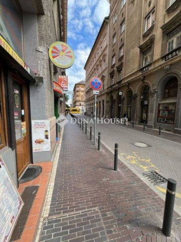 Eladó téglalakás, Budapesten, IX. kerületben 32 M Ft, 1 szobás