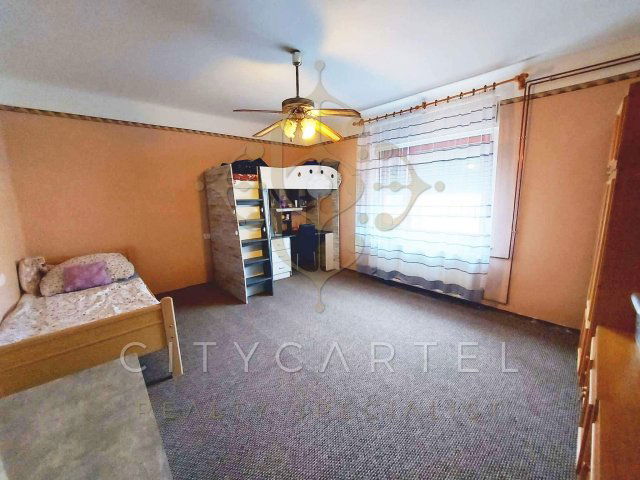 Eladó családi ház, Dunapatajon 34 M Ft, 4 szobás