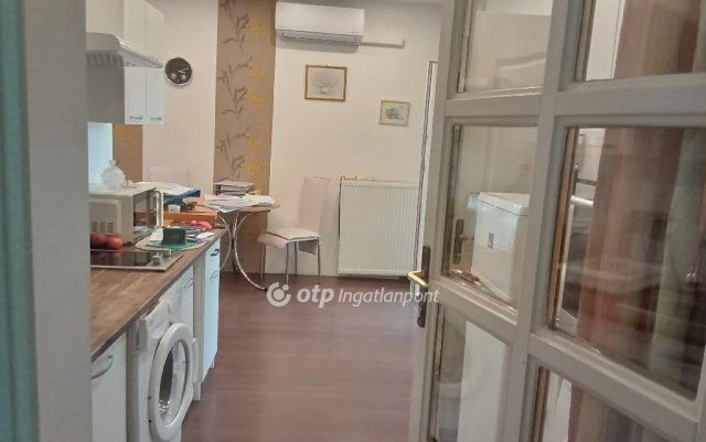 Eladó családi ház, Érden 109.9 M Ft, 6+1 szobás