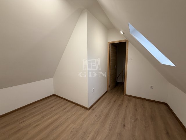 Eladó családi ház, Dunaharasztin 35 M Ft, 2+1 szobás