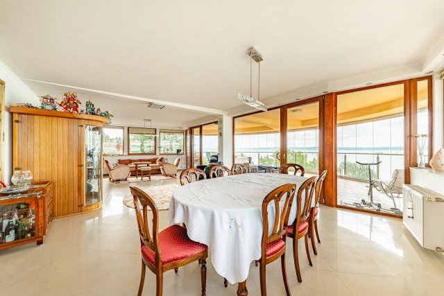 Kiadó téglalakás, albérlet, Siófokon 770 E Ft / hó, 3 szobás