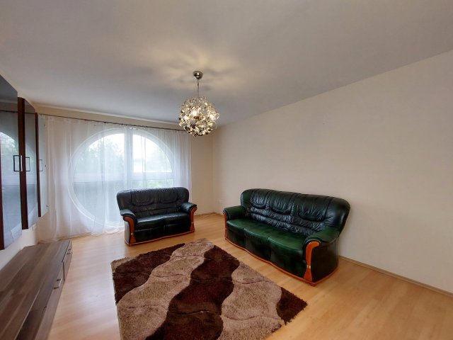 Eladó téglalakás, Szegeden, Bérkert utcában 99 M Ft, 3+1 szobás