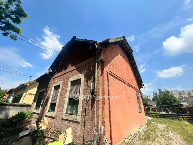 Eladó családi ház, Budapesten, XXI. kerületben 49 M Ft, 2 szobás