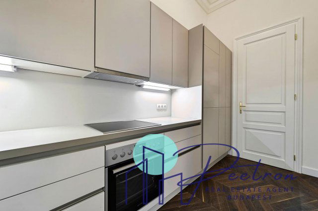 Eladó téglalakás, Budapesten, V. kerületben 279 M Ft, 4 szobás