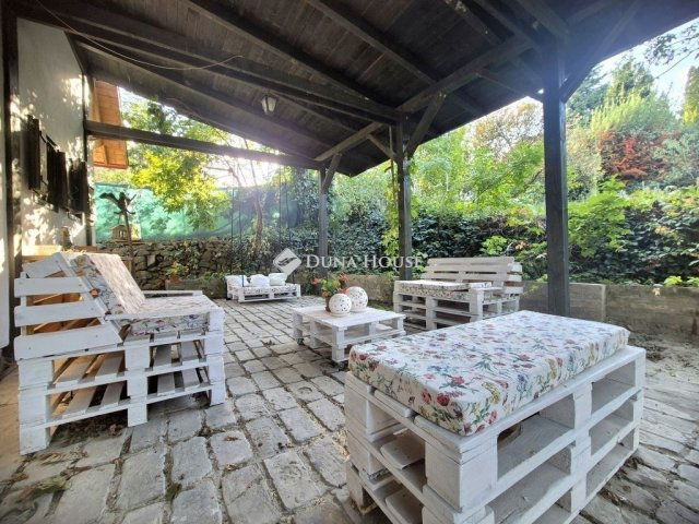 Eladó családi ház, Tahitótfalun 119 M Ft, 4+1 szobás