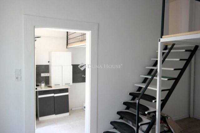 Eladó téglalakás, Budapesten, X. kerületben 34.9 M Ft, 1 szobás