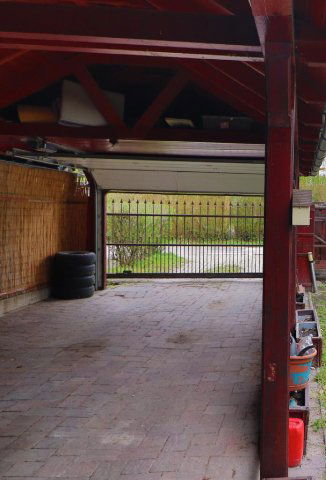 Eladó garázs, Budapesten, II. kerületben 18 M Ft