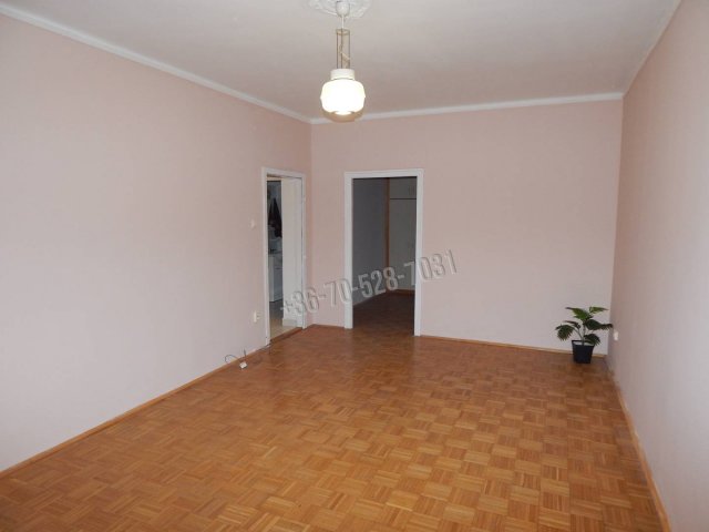 Eladó téglalakás, Tatabányán 42 M Ft, 2 szobás