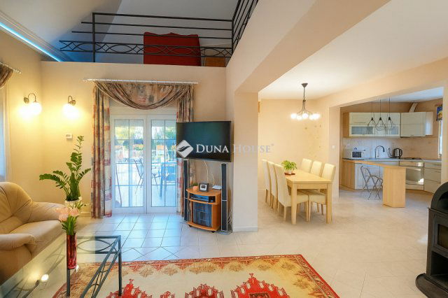 Eladó családi ház, Debrecenben 94.5 M Ft, 4 szobás