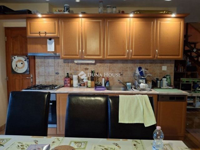 Eladó téglalakás, Budapesten, XX. kerületben 120 M Ft