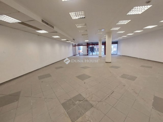 Kiadó üzlethelyiség, Budapesten, III. kerületben 1300 E Ft / hó