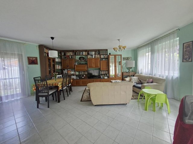 Eladó ikerház, Budapesten, X. kerületben 114.9 M Ft, 4 szobás