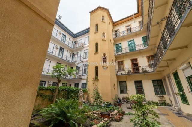 Eladó téglalakás, Budapesten, VIII. kerületben 139 M Ft