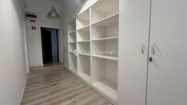 Kiadó üzlethelyiség, Szombathelyen 200 E Ft / hó, 1 szobás