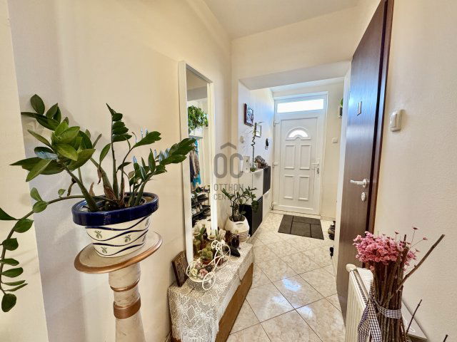 Eladó sorház, Fóton 146.9 M Ft, 5 szobás / költözzbe.hu