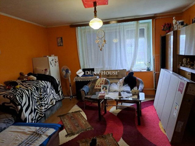 Eladó családi ház, Kunbaján 6.5 M Ft, 3 szobás