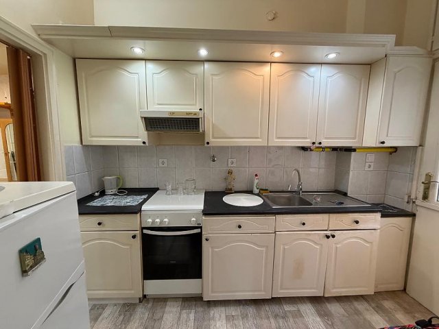 Eladó téglalakás, Budapesten, VII. kerületben, Csengery utcában