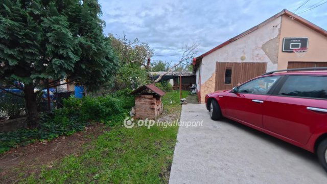 Eladó téglalakás, Mezőkövesden 37.9 M Ft, 2+1 szobás